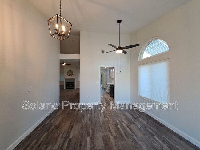 Building Photo - 357 Shannon Dr