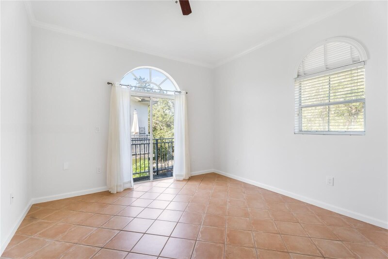 Building Photo - 2850 Coconut Ave