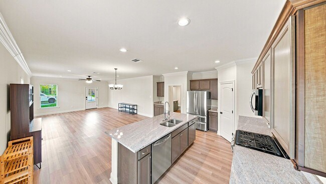 Building Photo - 7211 Kenilworth Crossing Ave
