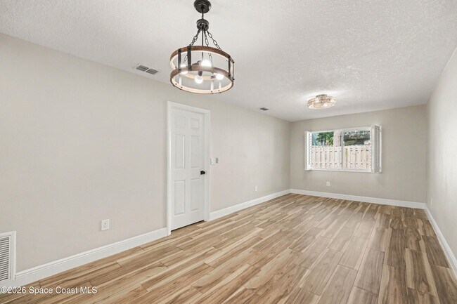 Building Photo - 8741 Seagrape Ct