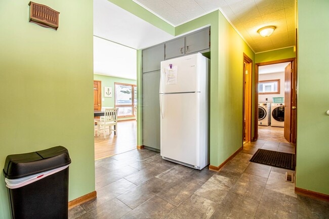 Building Photo - Charming Lakefront Home on Lake Skegemog – Off-Season Rental