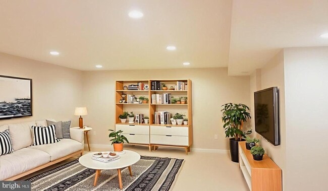 Building Photo - 410 Robena Way