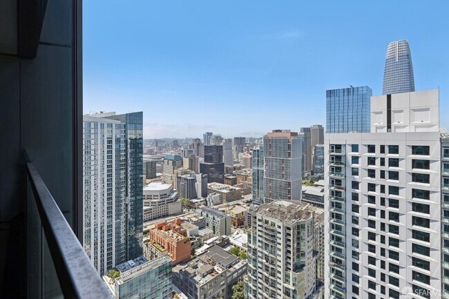 Building Photo - 401 Harrison St