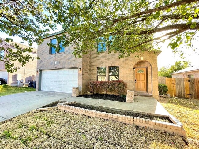 Building Photo - 203 Rim Rock Dr