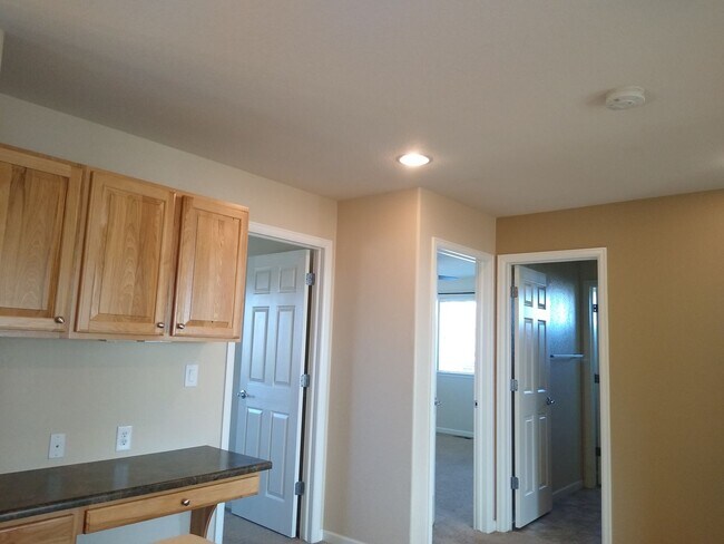 Building Photo - Absolutely Stunning West Arvada/Golden Gem...
