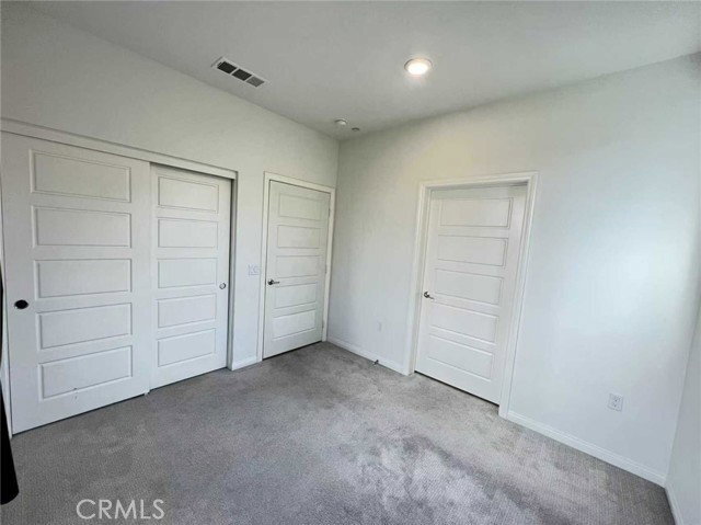 Building Photo - 229 Steely