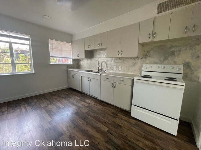 Building Photo - 2 br, 1 bath House - 3029 W. Eubanks