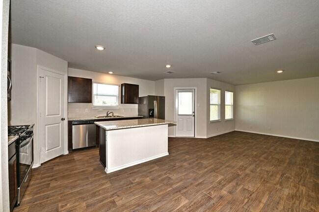 Building Photo - 13507 Hummel Lp