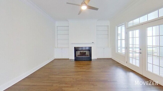 Building Photo - 17011 Hedgerow Park Rd