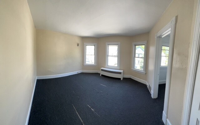Building Photo - 9 Hickok Pl