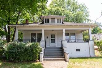 Building Photo - 408 E Concord St