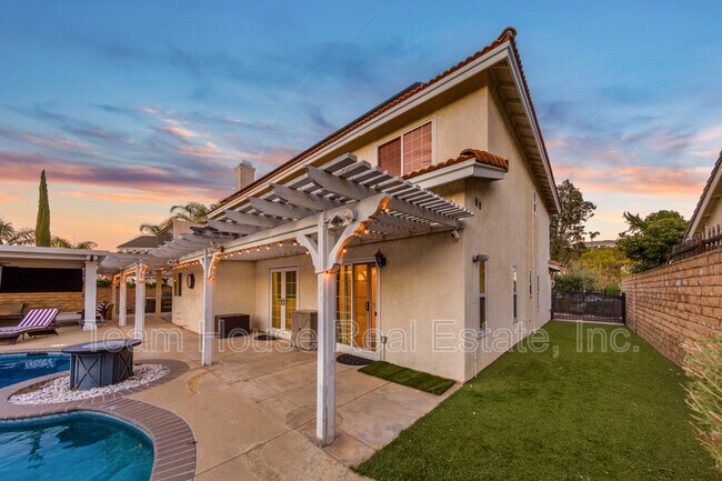 Building Photo - 22324 Circle J Ranch Rd