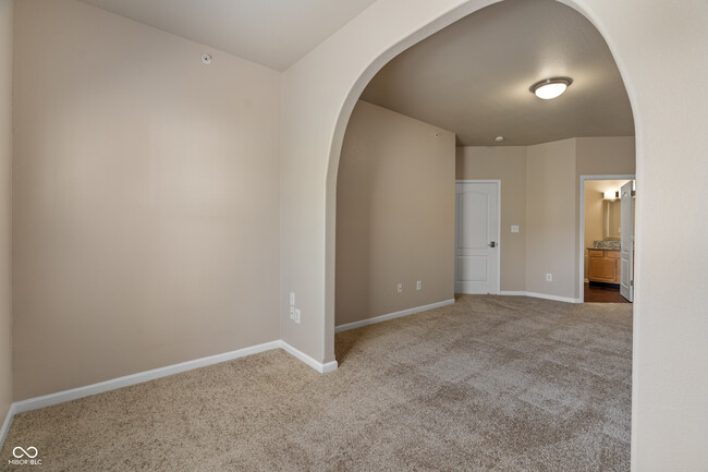 Building Photo - 12863 Tradd St