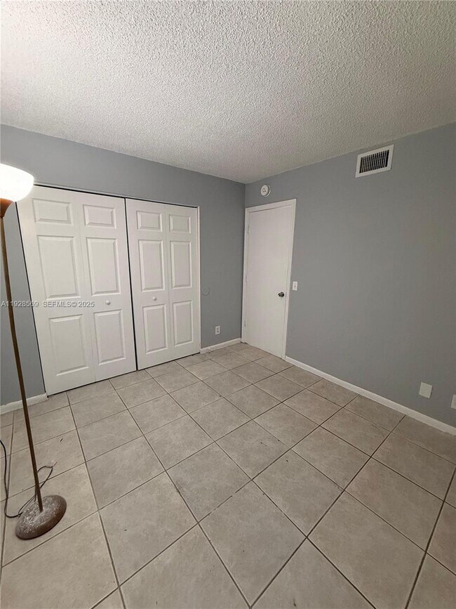 Building Photo - 11580 NW 43rd Ct