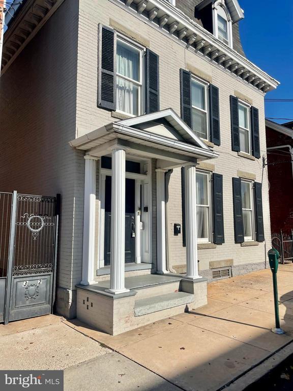 Building Photo - 34 E Baltimore St