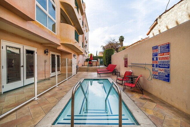 Building Photo - Allegro