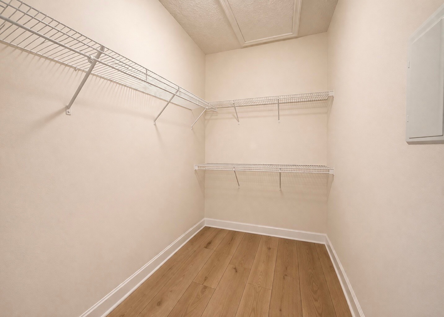 In suite walk in closets (in both Master Bedrooms #2 and #3) - 4428 Ellipse Dr