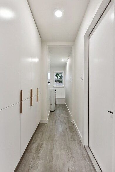 Building Photo - 11900 Dove Haven Dr