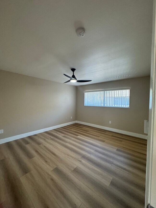 Building Photo - 7302 Elk Cir