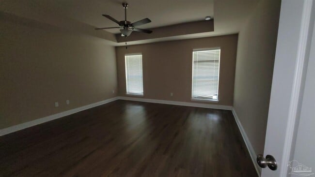 Building Photo - 6884 Buckthorn Cir