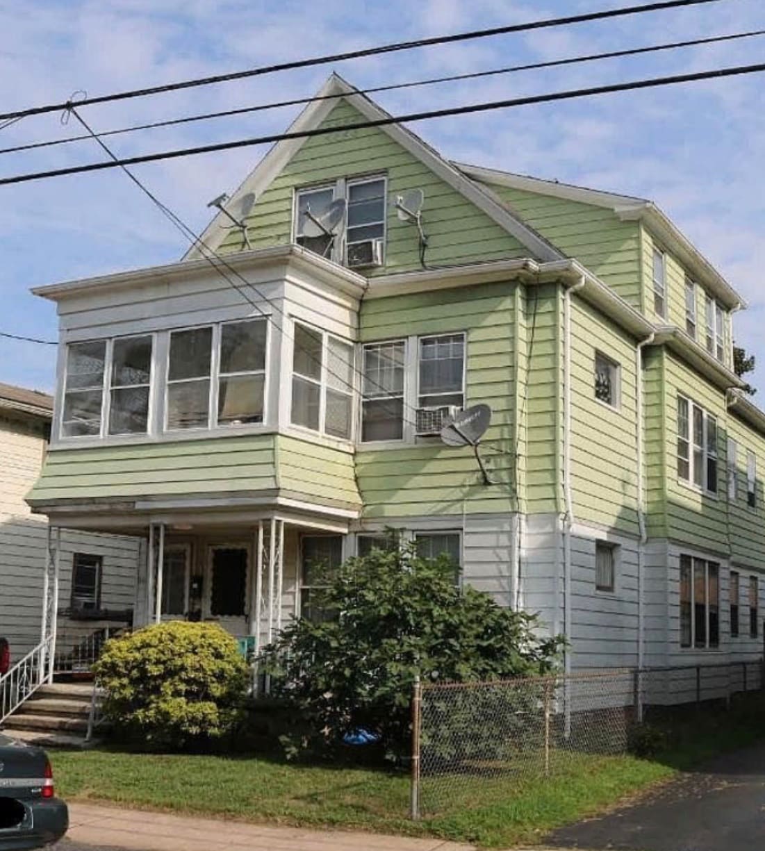 Building Photo - 97 Beacon St