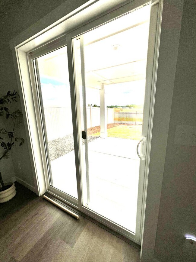 Building Photo - BRAND NEW HOME! 4 Bed/2.5 Bath plus Office and Flex Space Upstairs