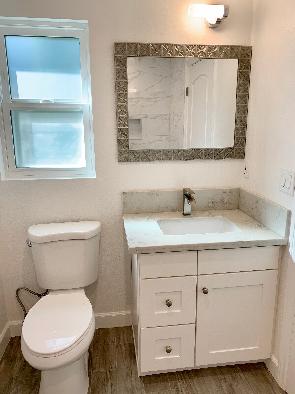 Building Photo - 2221 Glendon Ave