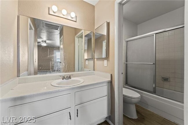 Building Photo - 1628 Justin Ct