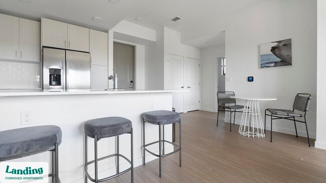 Building Photo - 7301 Lake Bank Lp