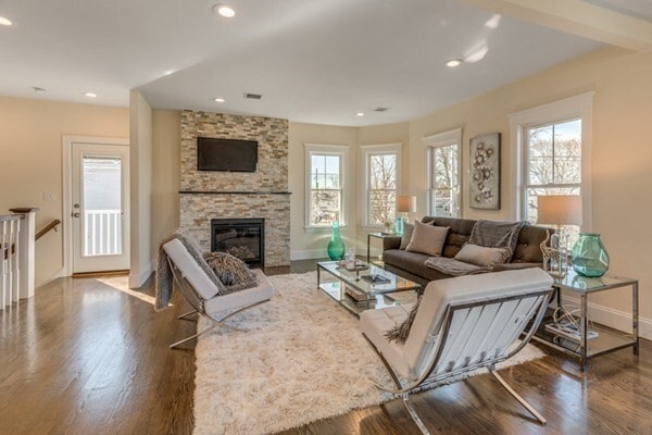 Building Photo - 107 Warren St