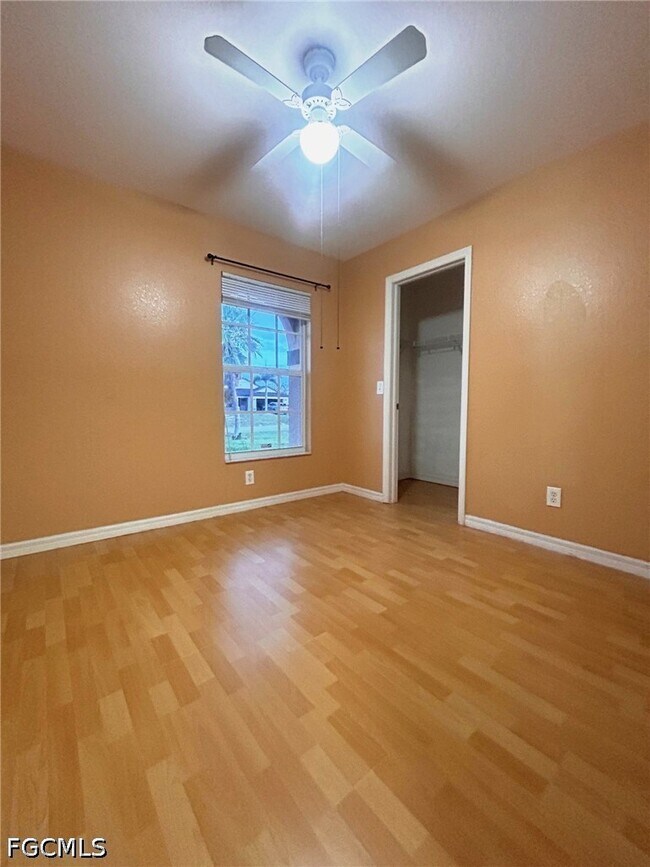 Building Photo - 1045 NE 40th Terrace