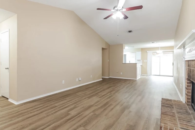 Building Photo - 4152 Hathaway Dr