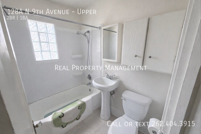 Building Photo - 128A N 9th Avenue-Upper