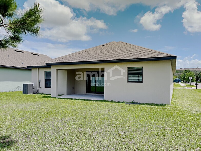 Building Photo - 14411 Alistar Manor Dr
