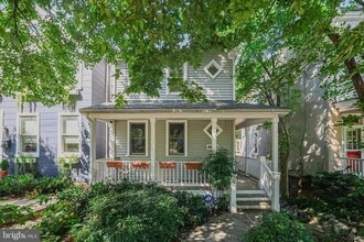 Building Photo - 4806 41st St NW