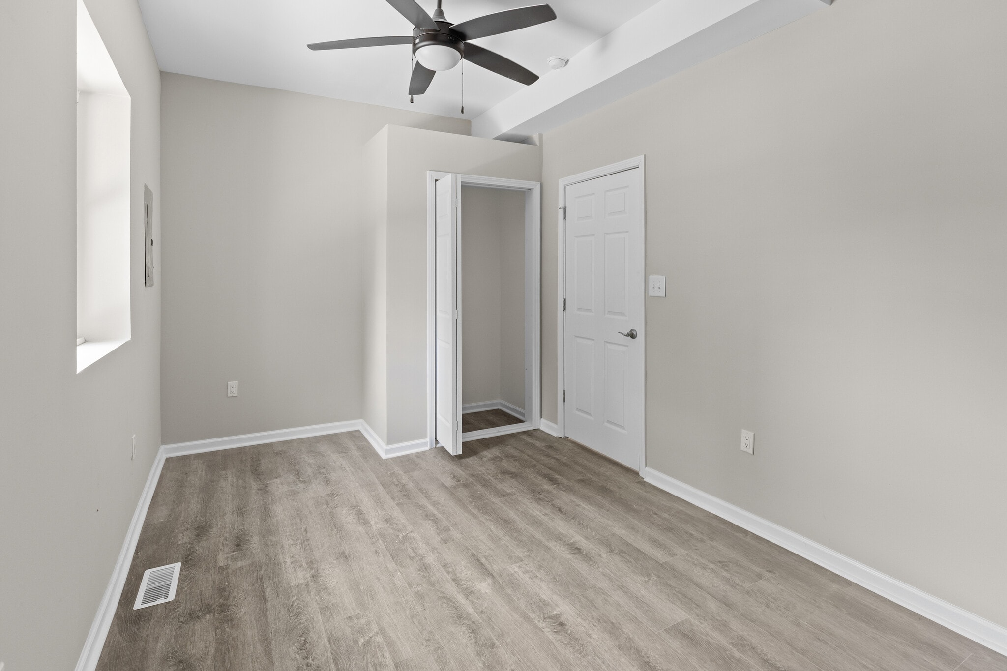 Bedroom - Stewart Legacy Suites