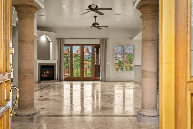 Building Photo - Unfurnished, 1-year long-term rental