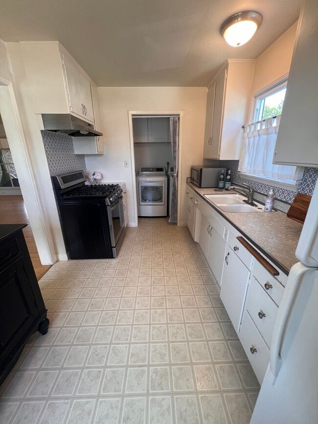 Building Photo - Charming 3-Bedroom Home in Whittier, CA!