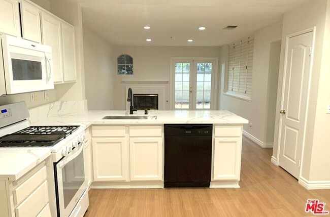 Building Photo - 11209 Terra Vista Pkwy