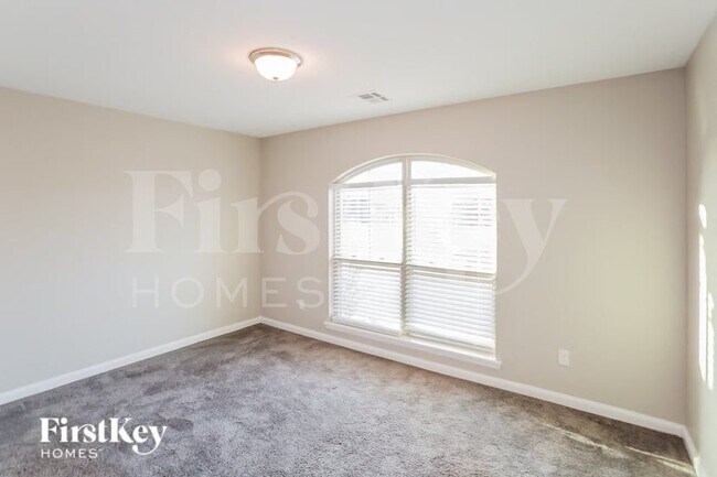 Building Photo - 9200 SW 48th Terrace