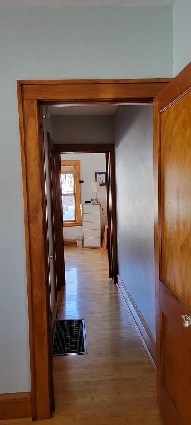 Building Photo - 4409 Nokomis Ave
