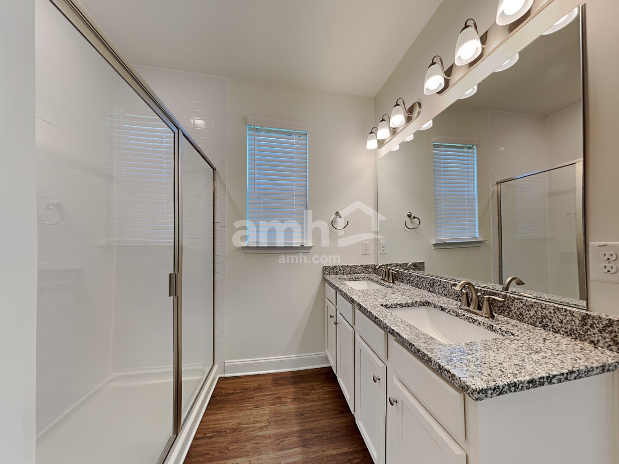 Building Photo - 7045 Creeksong Dr