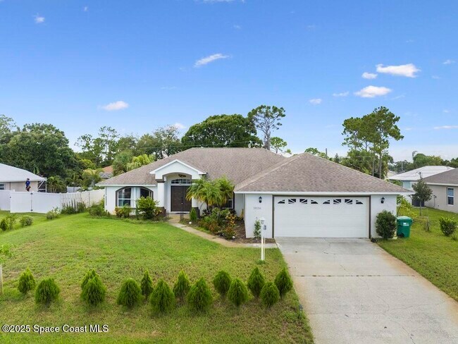 Building Photo - 1026 Blossom Dr