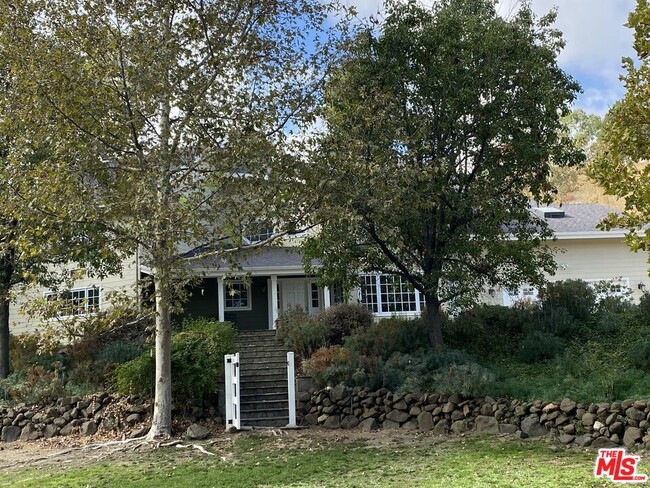 Building Photo - 30550 Mulholland Hwy