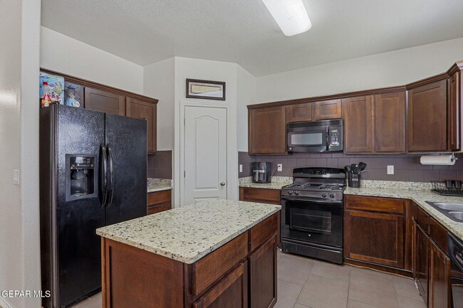 Building Photo - 14668 Oldenberg Ct