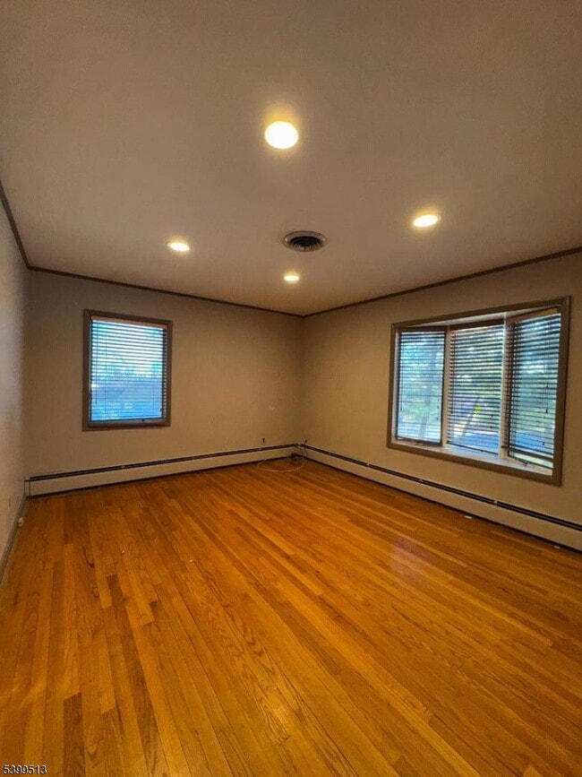 Building Photo - 273 Rea Ave Ext