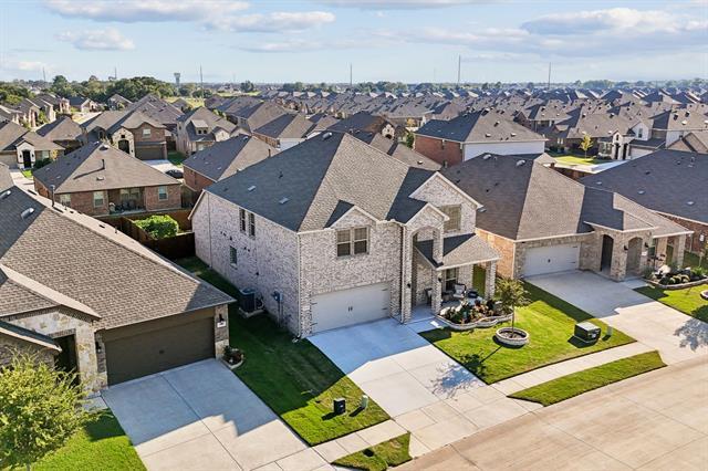 Building Photo - 11112 Canyon Oak St