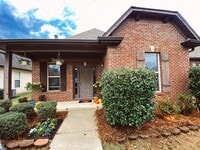 Building Photo - 1091 Washington Dr