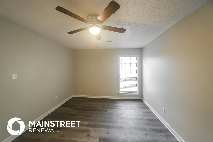 Building Photo - 6525 Bald Cypress Cove