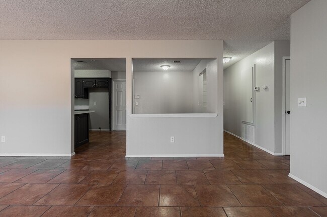Building Photo - 3 Bed 2 Bath in Norman